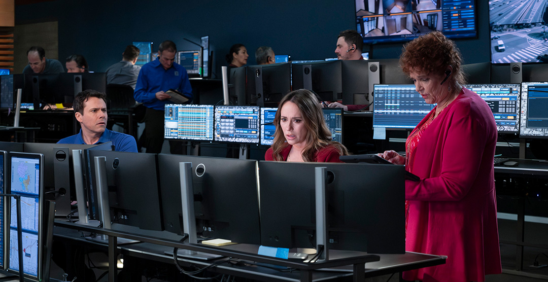 9-1-1 Season 8 Episode 12 - Disconnected