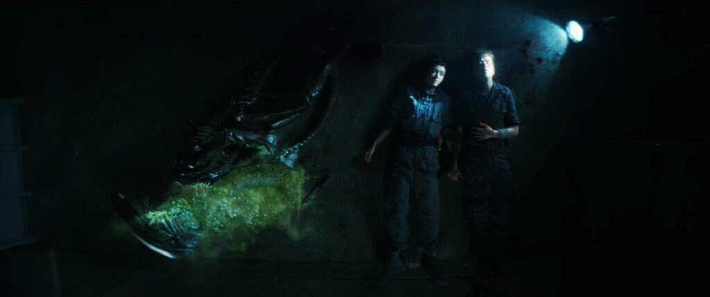 Alien: Earth - Wendy, Joe, and the dead Xenomorph