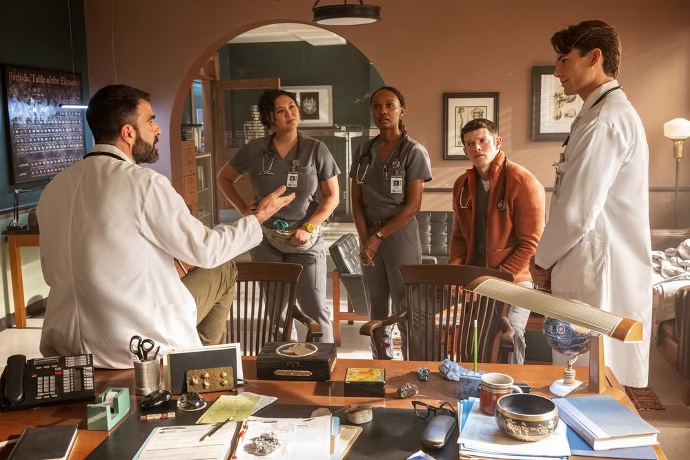 Brilliant Minds Season 2, Episode 1: Dr. Oliver Wolf, Dr. Dana Dang, Dr. Ericka Kinney, Dr. Van Markus, and Dr. Charlie Porter are discussing their current case