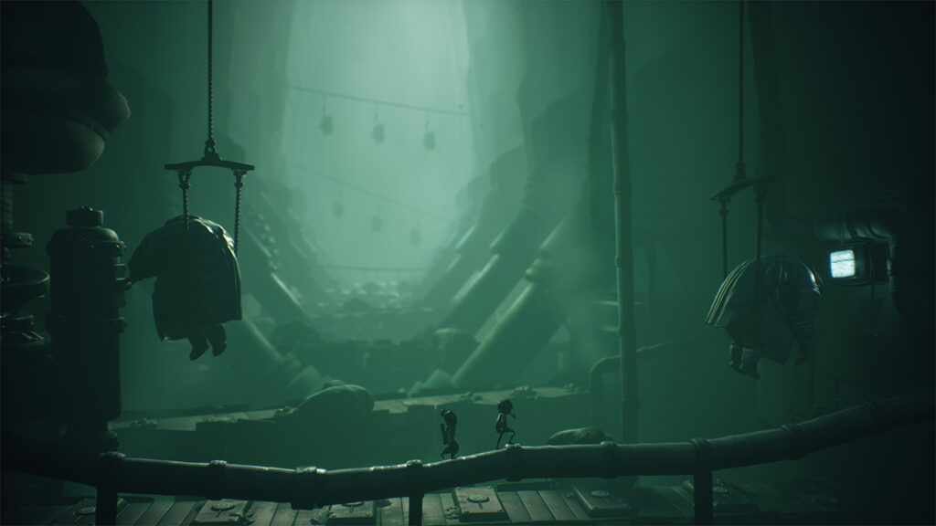 Little Nightmares 3 - Low and Alone are running on a pipe while workers are busy in the background