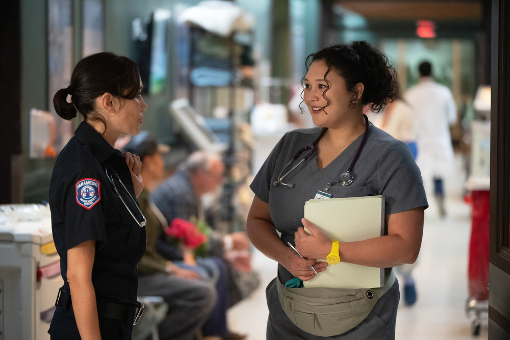 Brilliant Minds - Katie and Dana are talking in the hallway of the hospital